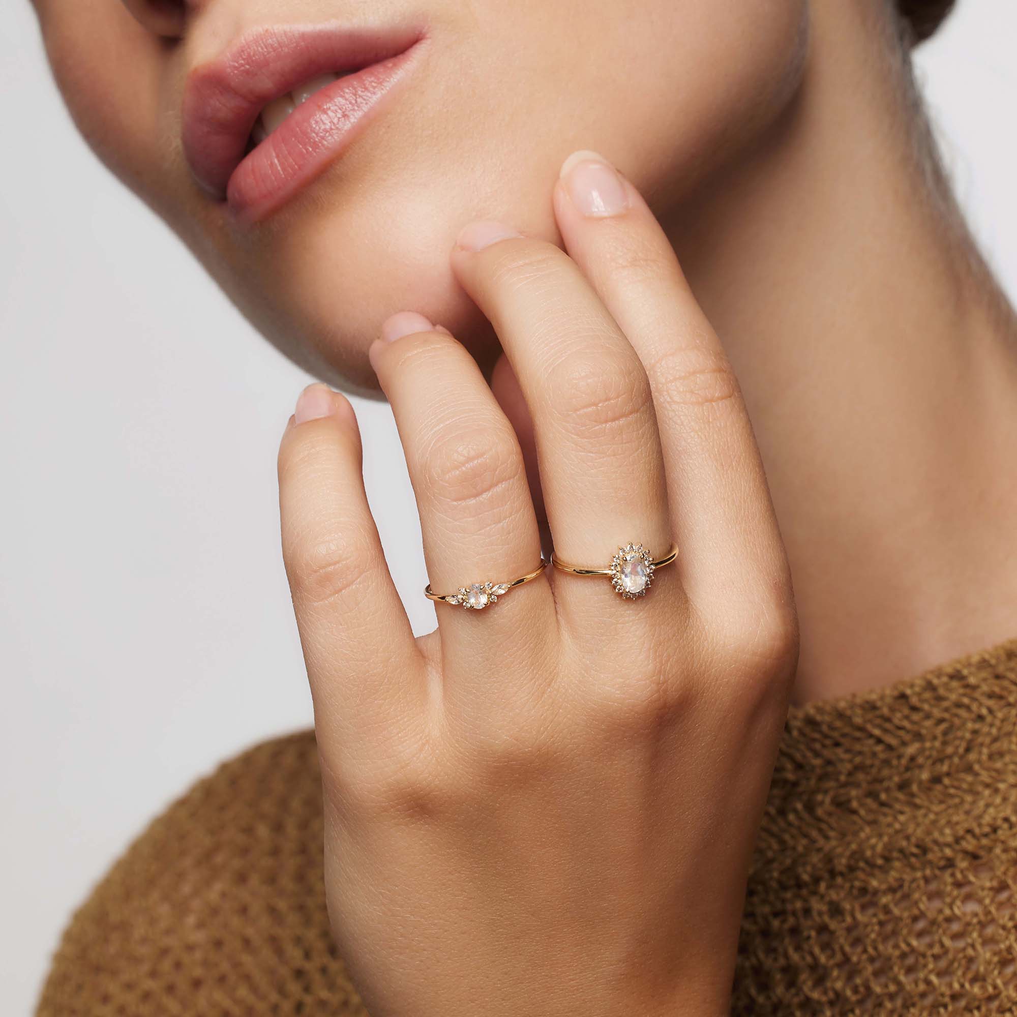 Månesteinsmuse-ring | 14k gull