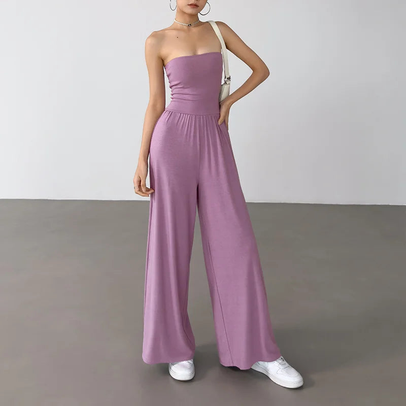 Iris | Jumpsuit med enkel eleganse og skulpturerende effekt