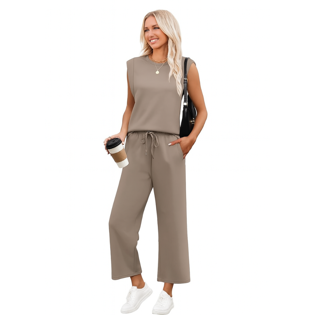 Ania | Feminint To-delt Sett – Mykt, Elegant og Stilig